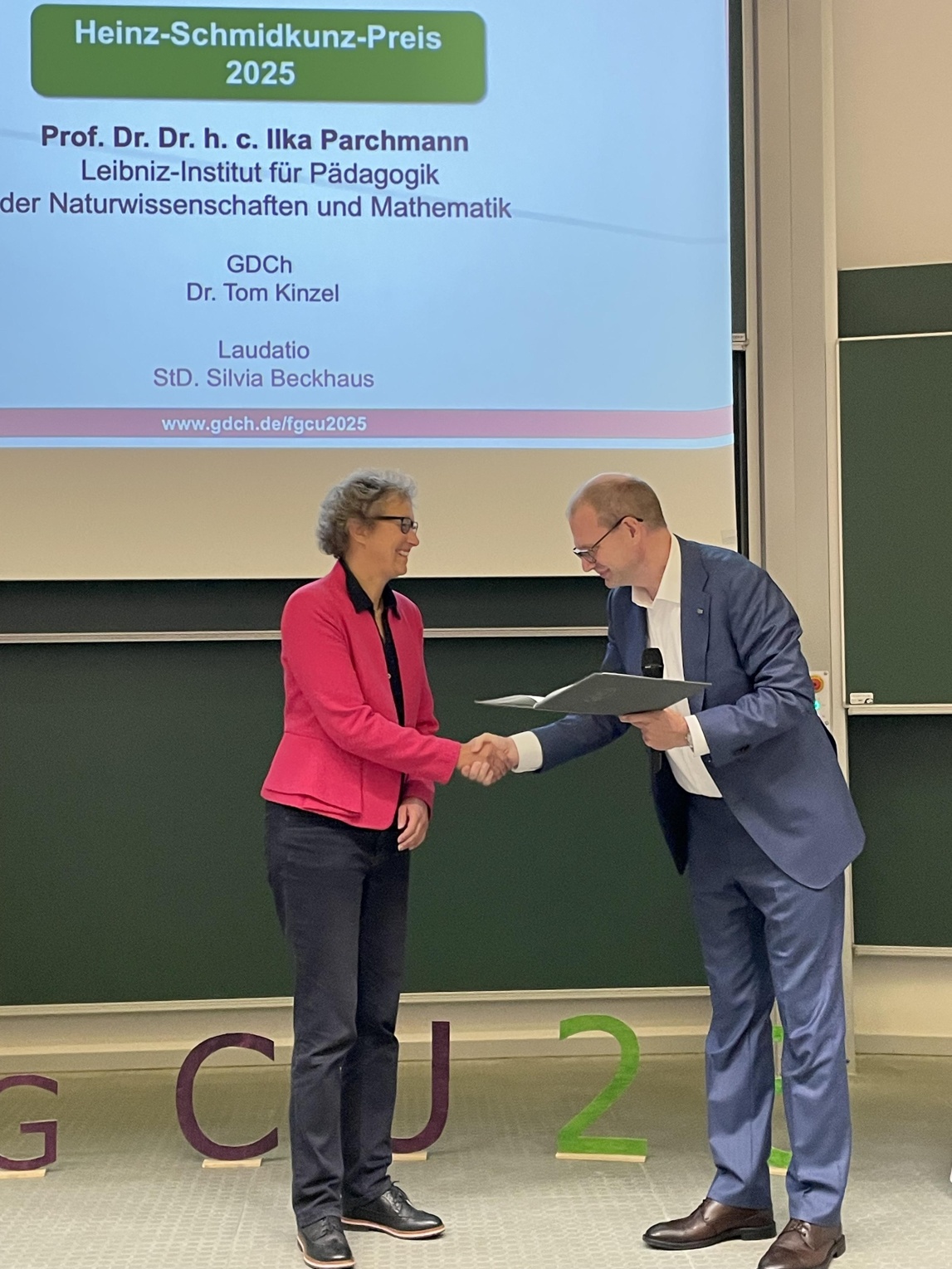 Prof. Dr. Dr. h.c. Ilka Parchmann, IPN, Dr. Tom Kinzel, GDCh