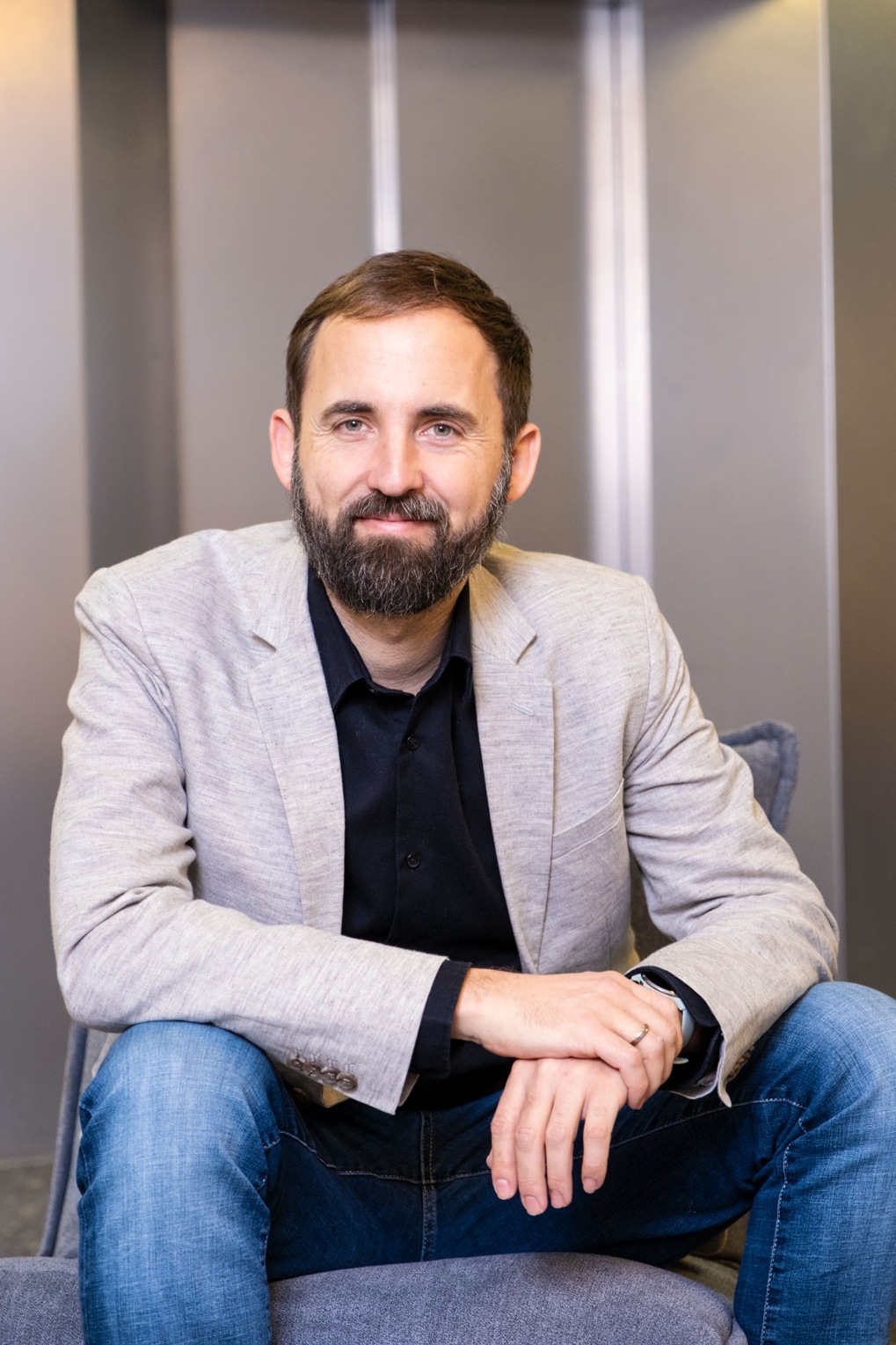 Portraitsfoto von Prof. Dr. Daniel Sommerhoff