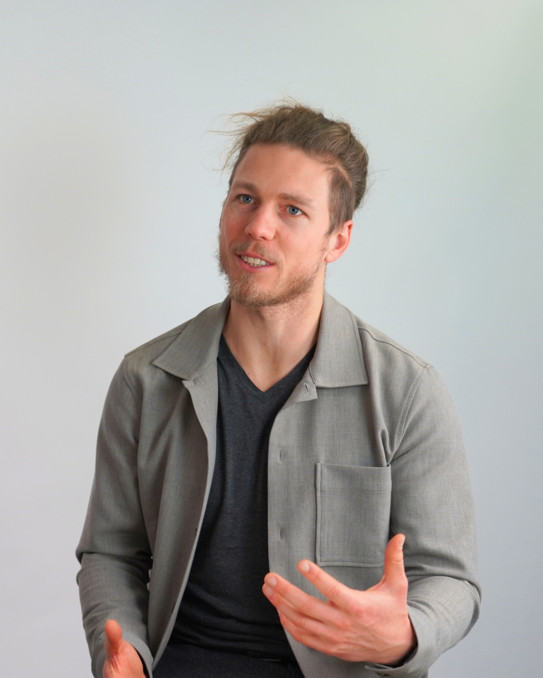 Portraitfoto von Dr. Thorben Jansen