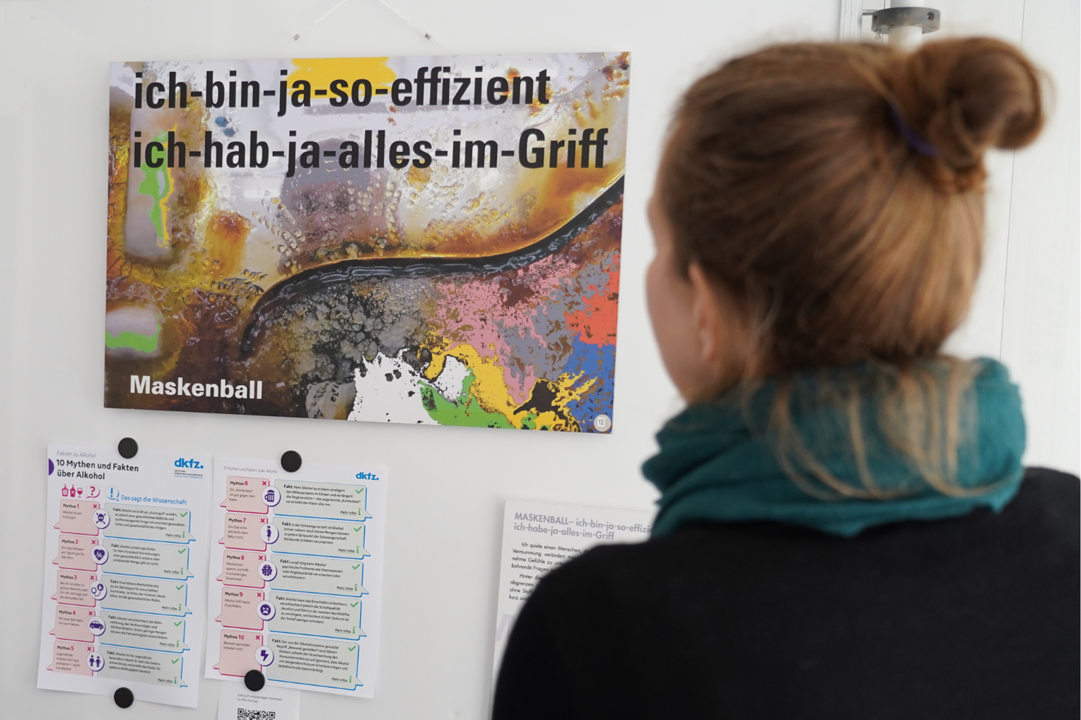 Wanderausstellung „Schlucken & Schweigen“ im IPN