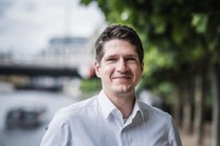 Dr. Bastian Carstensen