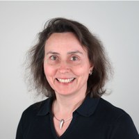 Dr. Stephanie Schmidt-Gattung