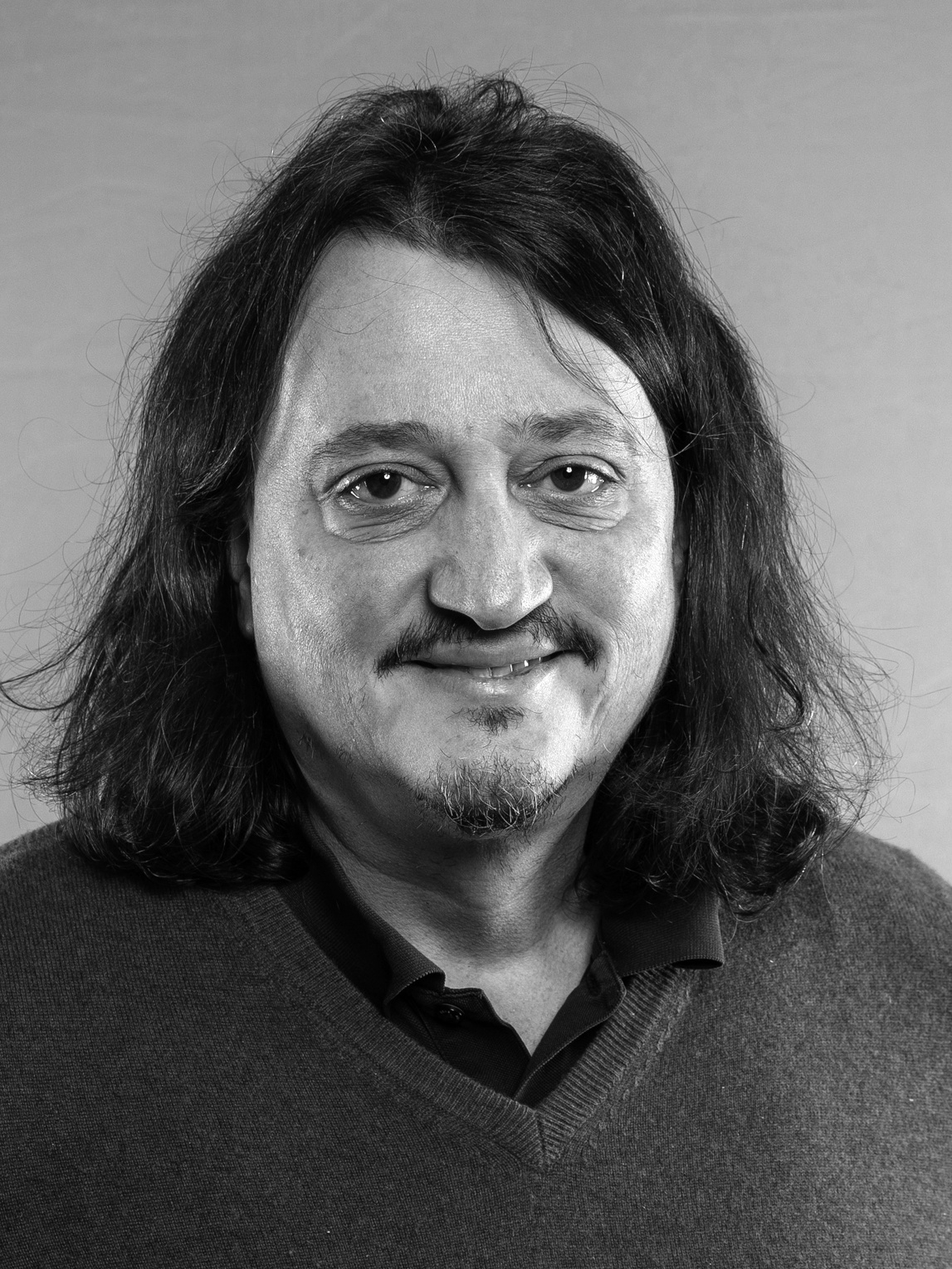 Prof. Dr. Christoph Selter ist Professor für Mathematikdidaktik an der Technischen Universität Dortmund und Netzwerkpartner des DZLM-Netzwerks. christoph.selter@tu-dortmund.de